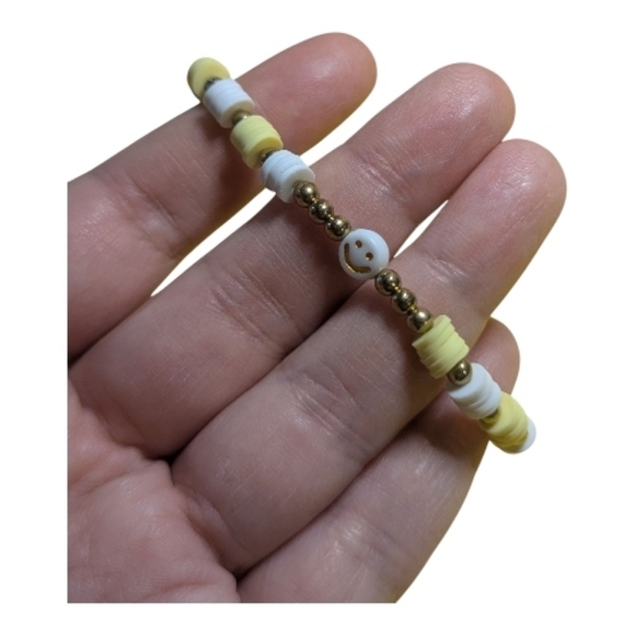 None Other - Handmade Beaded Bracelet NEW O/S Stretchy White Smiley Clay Beads Hand Crafted